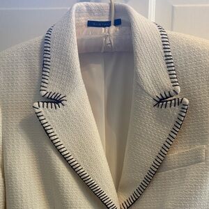 Elie Tahari Cream Blazer with Black Stitching